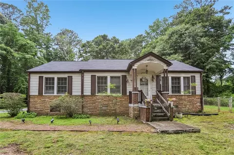 5830 Garner Rd SW, Mableton, GA 30126