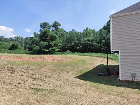 Exterior - 10 Windbrooke Dr, Covington, GA 30016 photo 4 of 6