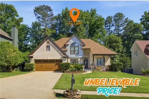 945 Fox Meadow Ln, Lawrenceville, GA 30043