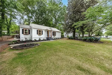 476 Freyer Dr NE, Marietta, GA 30060