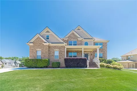 9005 Maple Run Trl, Gainesville, GA 30506