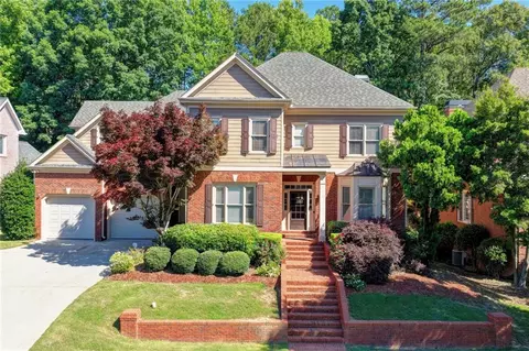 991 Moores Walk Ln, Suwanee, GA 30024