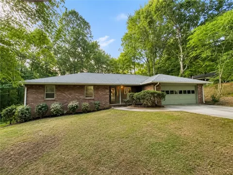 1512 Pine Cir, Lawrenceville, GA 30044