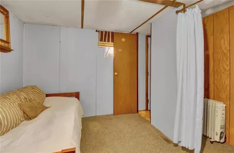 Bedroom - 119 Willow Way, Jackson, GA 30233 photo 2 of 4