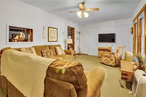 Living - 119 Willow Way, Jackson, GA 30233 photo 2 of 2