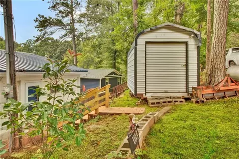 Exterior - 119 Willow Way, Jackson, GA 30233 photo 6 of 6