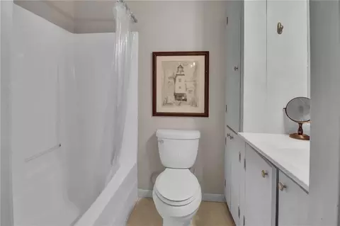 Bath - 119 Willow Way, Jackson, GA 30233 photo 1 of 1
