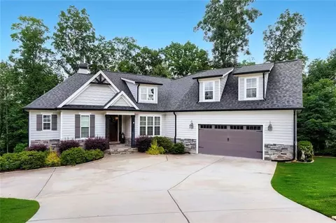 115 Rowboat Dr, Fayetteville, GA 30215