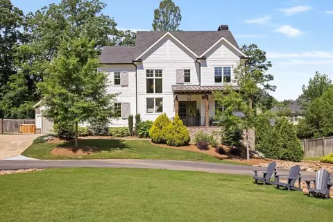 2878 Ollie Ave, Norcross, GA 30071