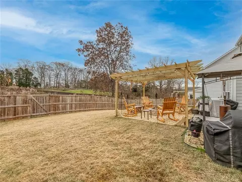 Exterior - 441 Timberleaf Rd, Canton, GA 30115 photo 4 of 6
