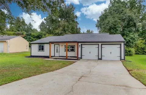 5266 Long Green Ln, Stone Mountain, GA 30088