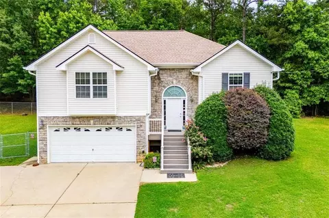 476 W West Wind Dr W, Villa Rica, GA 30180