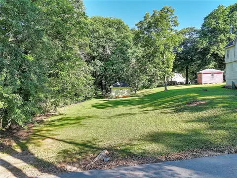669 Jackson St, Buford, GA 30518 photo 2
