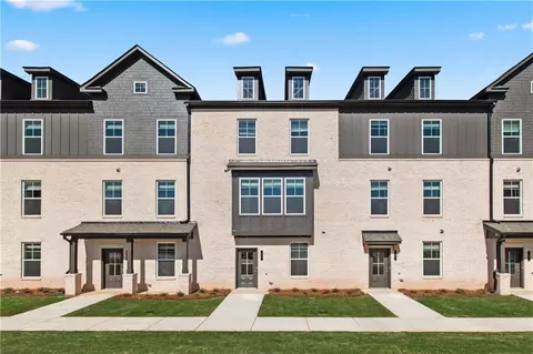 2808 Daybreak Ln, Newnan, GA 30265
