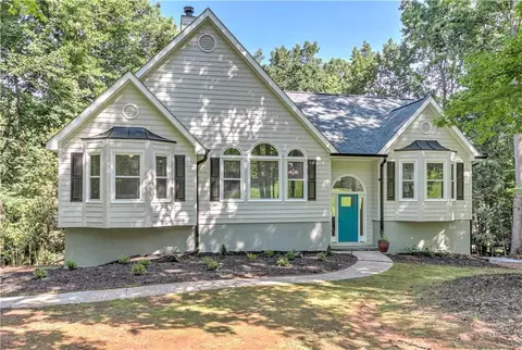735 Swan Ln, Canton, GA 30115