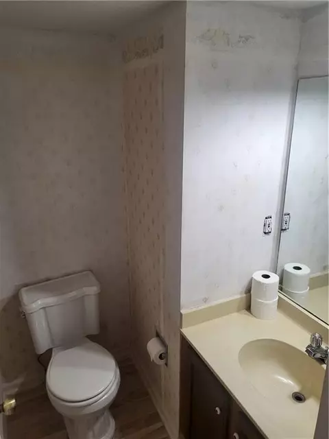 Bath - 1102 Pine Tree Dr #1102, Buford, GA 30518 photo 1 of 8