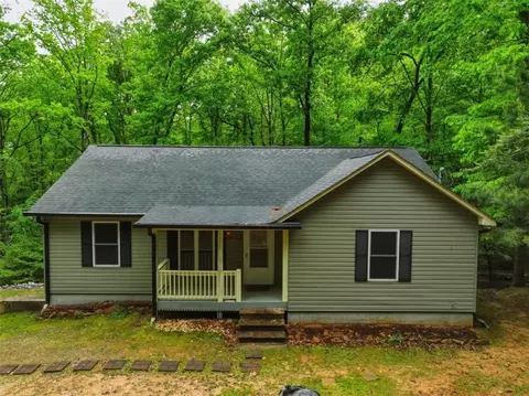 165 Pelican Dr, Ellijay, GA 30540
