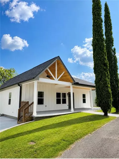 130 E Railroad Ave, Alto, GA 30510