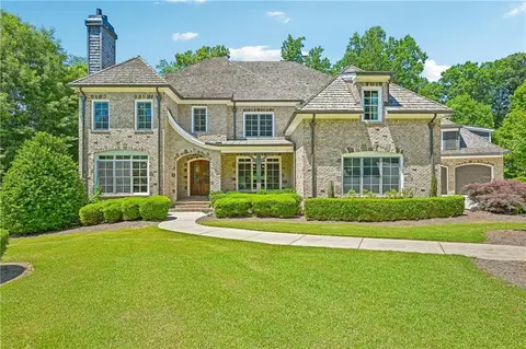 880 Crabapple Hl, Alpharetta, GA 30004