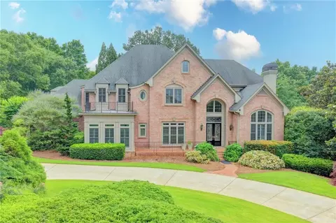 2320 Sugarloaf Club Dr, Duluth, GA 30097