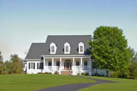 774 Bray Rd SW, Calhoun, GA 30701