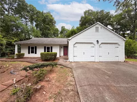 158 Colemans Bluff Dr, Woodstock, GA 30188