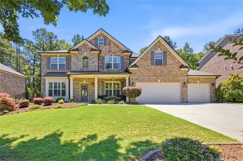 589 Warrenton Run Dr, Sugar Hill, GA 30518