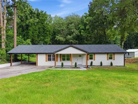 2811 Eunice Holcomb Cir, Dacula, GA 30019