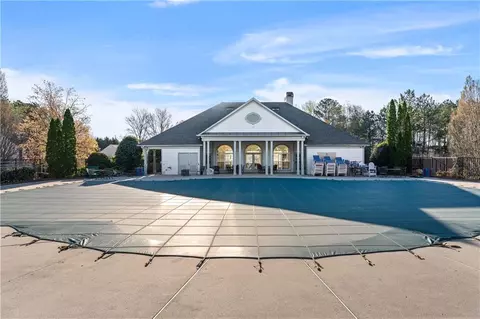 Exterior - 135 Splinter Ct, Suwanee, GA 30024 photo 9 of 11