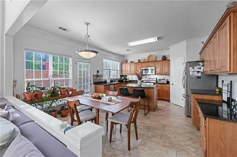 Kitchen - 135 Splinter Ct, Suwanee, GA 30024 photo 1 of 4