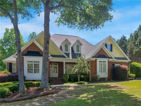 214 Cheshire Dr, Griffin, GA 30223