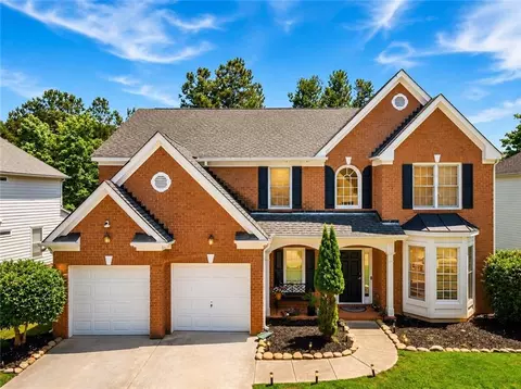 698 Deer Lake Trl, Stone Mountain, GA 30087