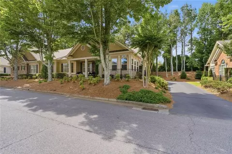 1035 Brook Knoll Ln, Cumming, GA 30041
