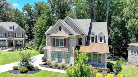 925 Settles Creek Way, Suwanee, GA 30024