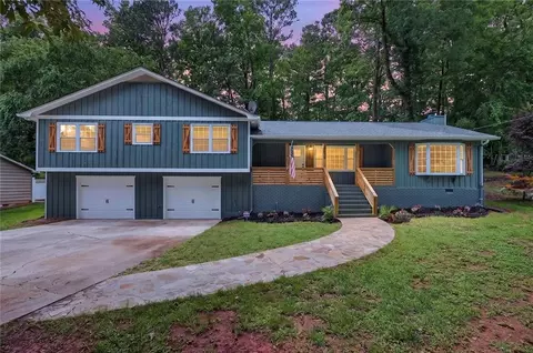 3029 Meadow Dr, Marietta, GA 30062