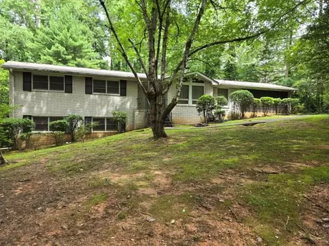 835 Niskey Lake Cir, Atlanta, GA 30331
