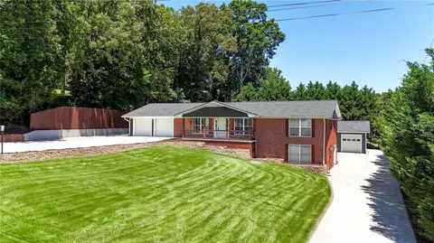 117 Stone Haven Dr, Calhoun, GA 30701