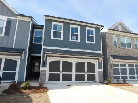 5313 Melbourne Ln, Flowery Branch, GA 30542