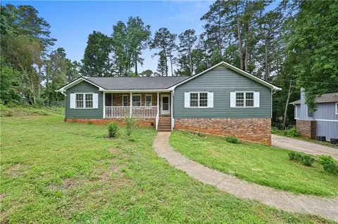 225 Hauteur Gdn, Lilburn, GA 30047