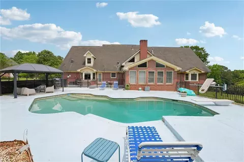 Exterior - 378 Clyde Ct, Mcdonough, GA 30252 photo 13 of 20