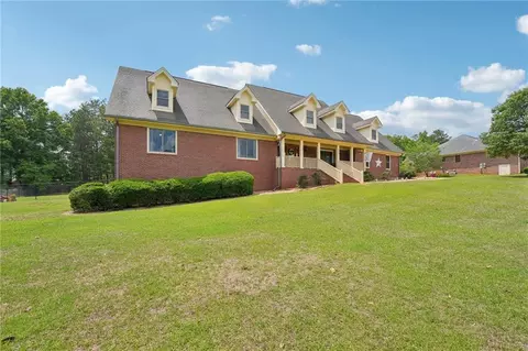 Exterior - 378 Clyde Ct, Mcdonough, GA 30252 photo 2 of 20