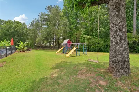 Exterior - 378 Clyde Ct, Mcdonough, GA 30252 photo 14 of 20