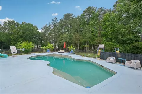 Exterior - 378 Clyde Ct, Mcdonough, GA 30252 photo 8 of 20