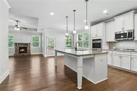 5985 Carruth Lake Dr, Cumming, GA 30028