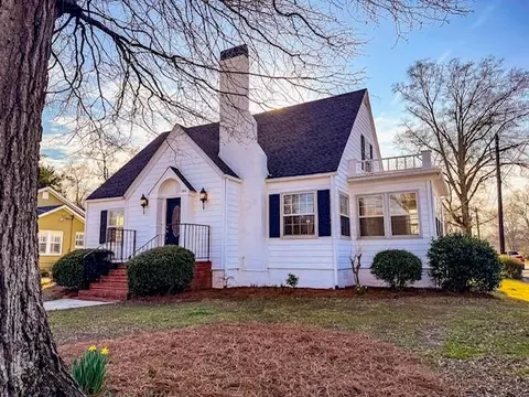 321 N College St, Cedartown, GA 30125