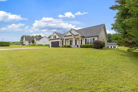 360 Finch Way, Jefferson, GA 30549
