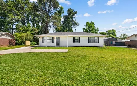1832 Mcdonough Rd, Hampton, GA 30228