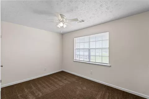 Bedroom - 1832 Mcdonough Rd, Hampton, GA 30228 photo 3 of 6