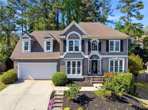 5580 N Hillbrooke Trce, Alpharetta, GA 30005