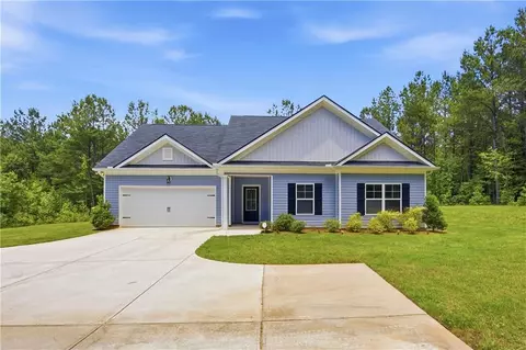 70 Goldmine Rd, Grantville, GA 30220